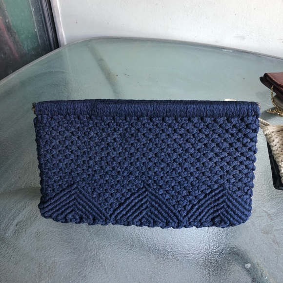 Blue vintage knitted clutch with snap closure - Picture 3 of 4